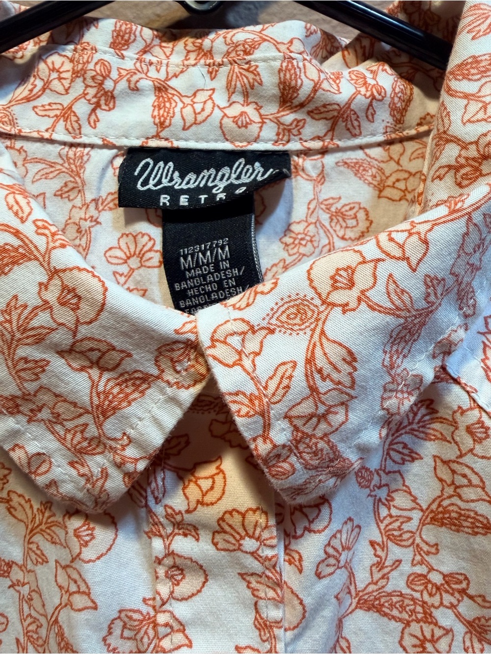 Wrangler Retro Women's White Button-Down Top with Orange Floral Print
